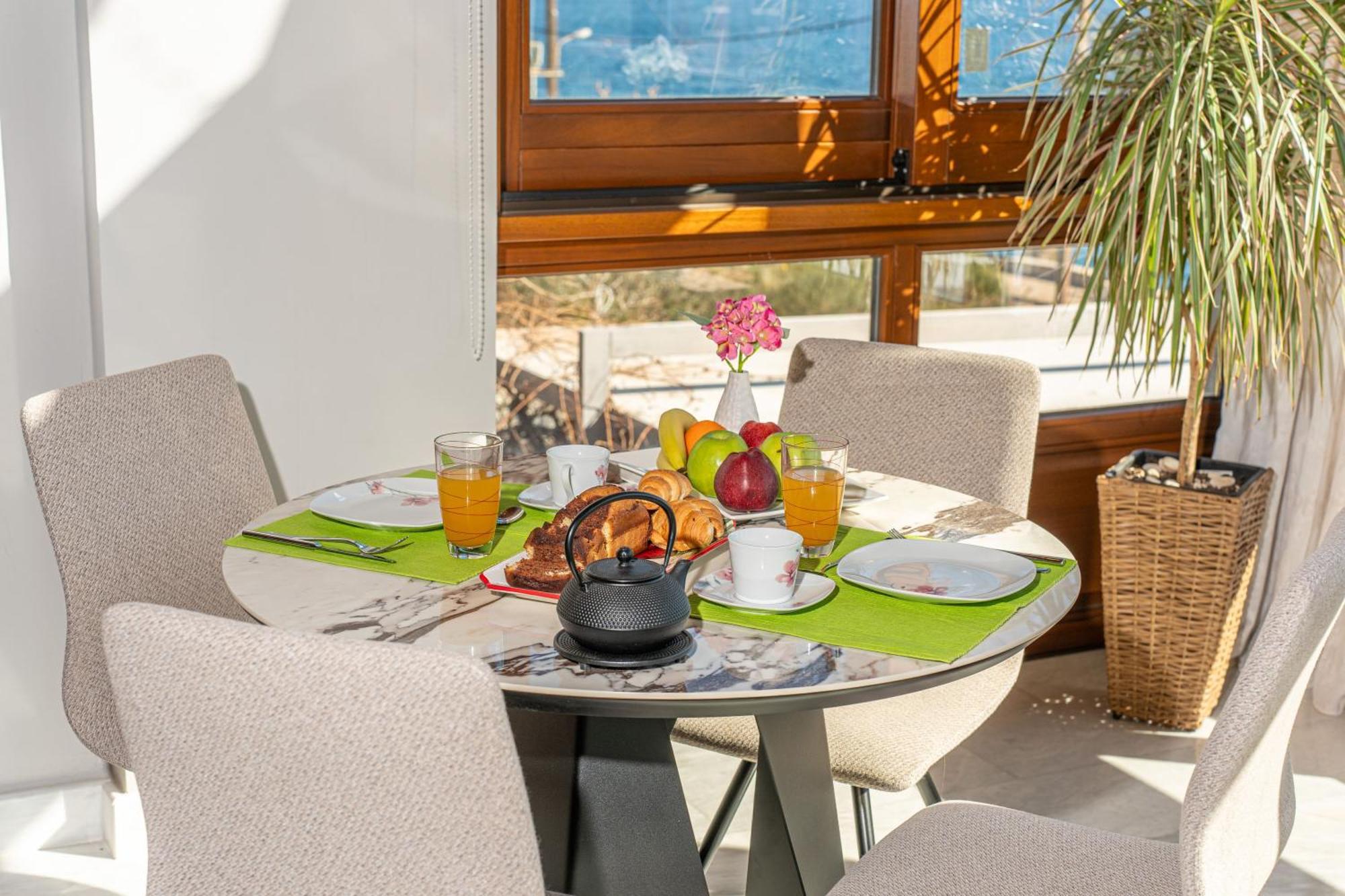 Sea Rock Apartment Agia Efimia Ngoại thất bức ảnh